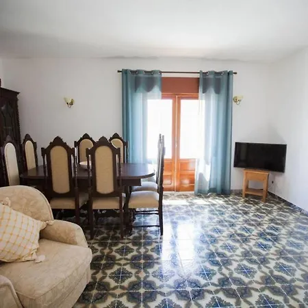 New! Amazing 4 Bedroom House Carvoeiro - 8 People Feriehus Lagoa (Algarve)