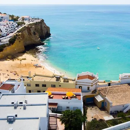 New! Amazing 4 Bedroom House Carvoeiro - 8 People Feriehus