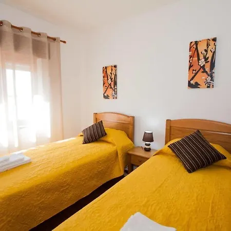 Feriehus New! Amazing 4 Bedroom House Carvoeiro - 8 People